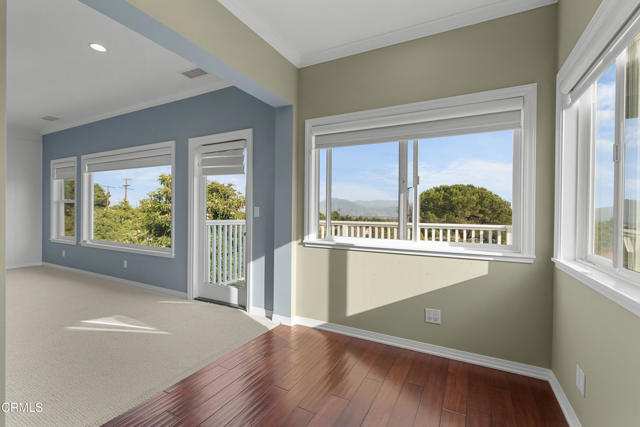 2102 Buena Vista Drive, Camarillo CA: https://media.crmls.org/mediaz/84041b6f-7527-43a7-b575-9c05505f2caa.jpg