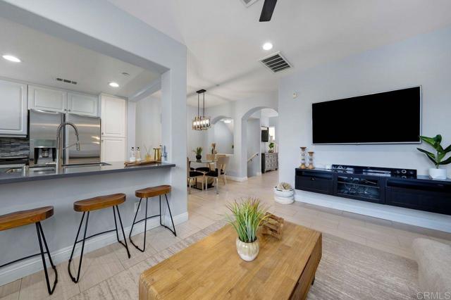 Detail Gallery Image 6 of 20 For 843 Compass Way, San Diego,  CA 92154 - 2 Beds | 2/1 Baths