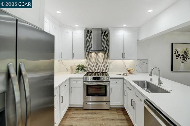 1317 Stanley Dollar Dr, Walnut Creek CA: https://media.crmls.org/mediaz/84065a1a-eae5-42ec-9940-e235a4573953.jpg