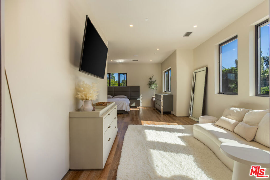 MLS #26839557 image #12