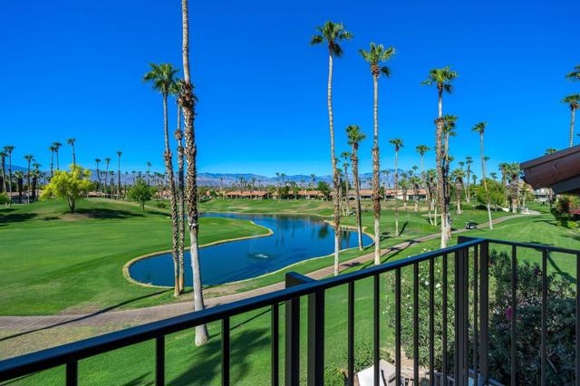 38417 Nasturtium Way, Palm Desert CA: https://media.crmls.org/mediaz/8406c69e-5532-4015-a6dd-48a4465e7329.jpg