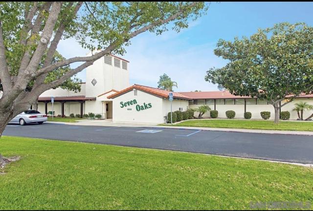 16566 Caminito Vencinos, San Diego CA: https://media.crmls.org/mediaz/84083bdd-64c7-4fdc-a11c-a84d070618f0.jpg