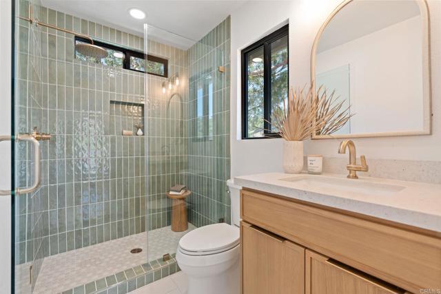 Detail Gallery Image 33 of 43 For 6801 6803 El Fuerte St, Carlsbad,  CA 92009 - 5 Beds | 5/1 Baths