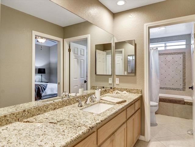 8567 Clubhouse Boulevard, Desert Hot Springs CA: https://media.crmls.org/mediaz/840a3c82-3cec-4617-9be8-1620ba65a01e.jpg