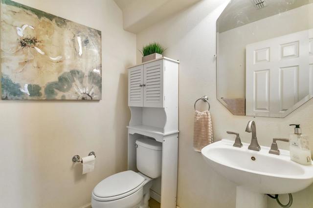 685 E Central Avenue, Morgan Hill CA: https://media.crmls.org/mediaz/840a693d-1b03-4de1-b0c7-bec020f6e9f3.jpg