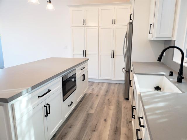 Detail Gallery Image 11 of 46 For 804 & 814 Clark Ave, Encinitas,  CA 92024 - 3 Beds | 2 Baths