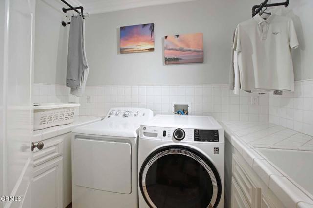 Detail Gallery Image 30 of 58 For 1336 Sugar Loaf Dr, La Canada Flintridge,  CA 91011 - 5 Beds | 4/1 Baths