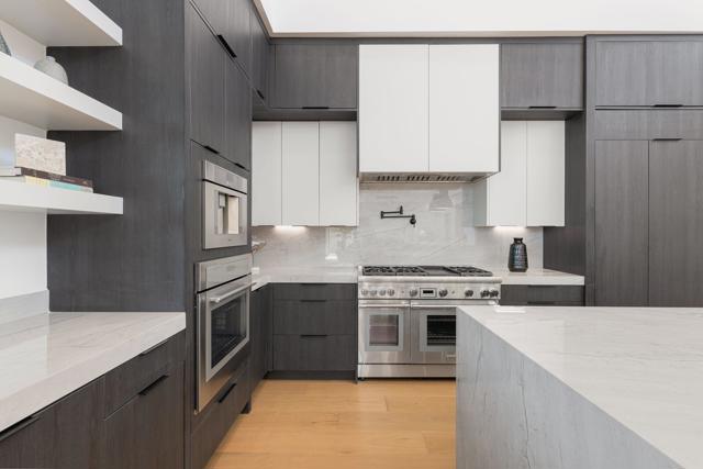 3 Siena Vista Court, Rancho Mirage CA: https://media.crmls.org/mediaz/840d9a52-204f-4954-bd4a-0b9984208d5b.jpg