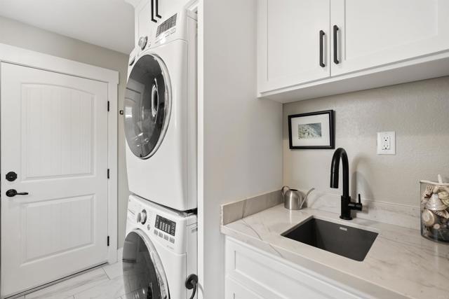 Detail Gallery Image 16 of 38 For 1951 Belmore Ct, El Cajon,  CA 92020 - 4 Beds | 2/1 Baths