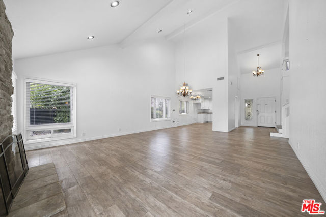 960 Calle Frondosa, San Dimas CA: https://media.crmls.org/mediaz/840dd8cc-c1c3-4182-b403-06b3d0ead0d2.jpg