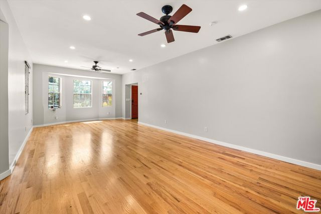1404 N Hoover Street, Los Angeles CA: https://media.crmls.org/mediaz/840e9c92-4443-4633-ba86-31988823cf5a.jpg