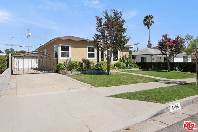 5606 Marburn Avenue, Los Angeles, California 90043, 2 Bedrooms Bedrooms, ,2 BathroomsBathrooms,Single Family Residence,For Sale,Marburn,24430189