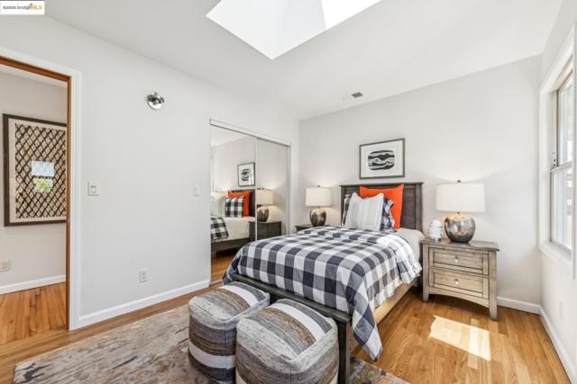 1708 Derby St, Berkeley CA: https://media.crmls.org/mediaz/8410882c-b418-45c9-8b07-43486169e4de.jpg