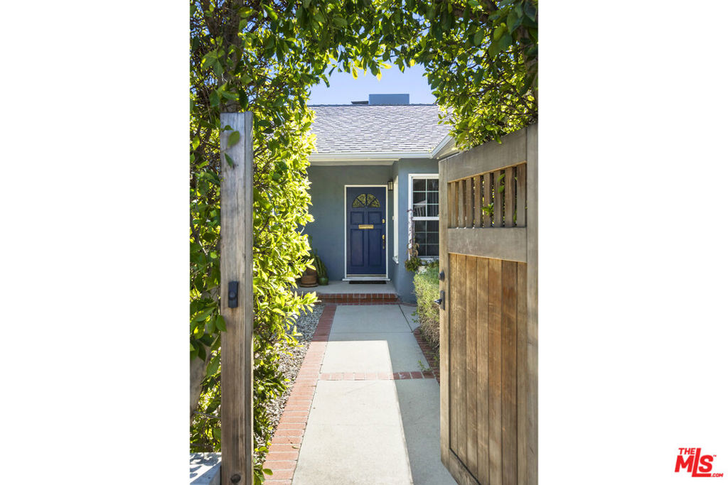 13126 Hart Street, North Hollywood, CA 91605
