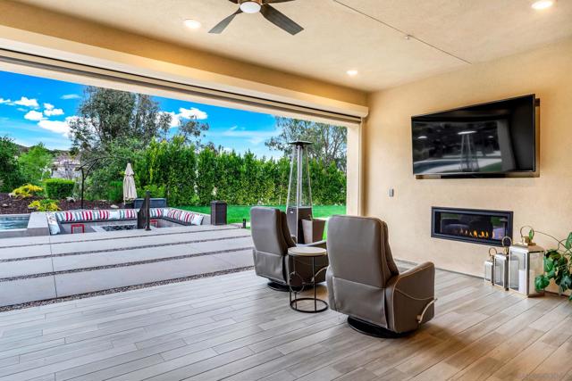 21992 Wilgen Rd, Escondido CA: https://media.crmls.org/mediaz/84115dbd-37c7-40f5-80a9-012f8dcd855d.jpg