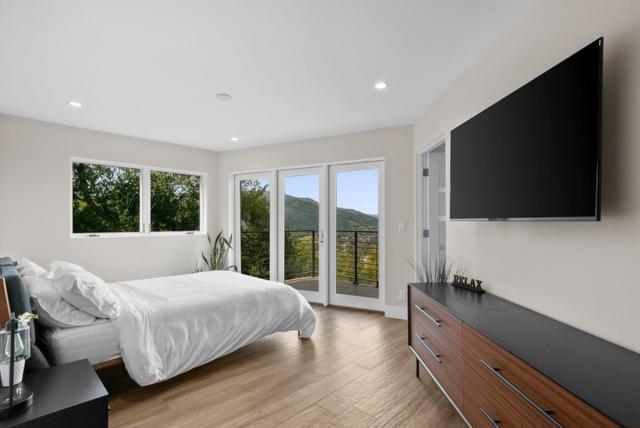 17808 Tourney Road, Los Gatos CA: https://media.crmls.org/mediaz/84128fad-8bbf-4b85-b873-18f35c647615.jpg