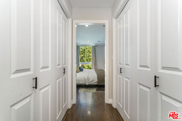 906 N Doheny Drive, West Hollywood CA: https://media.crmls.org/mediaz/8412fc4b-1567-4232-9b37-b969fd490b0d.jpg
