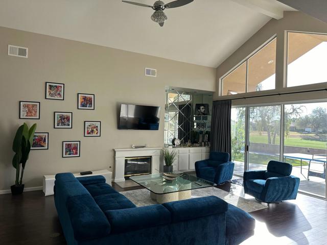 65 La Costa Drive, Rancho Mirage CA: https://media.crmls.org/mediaz/84137c02-a3ec-4fe9-bf61-404c3dfa5bd4.jpg