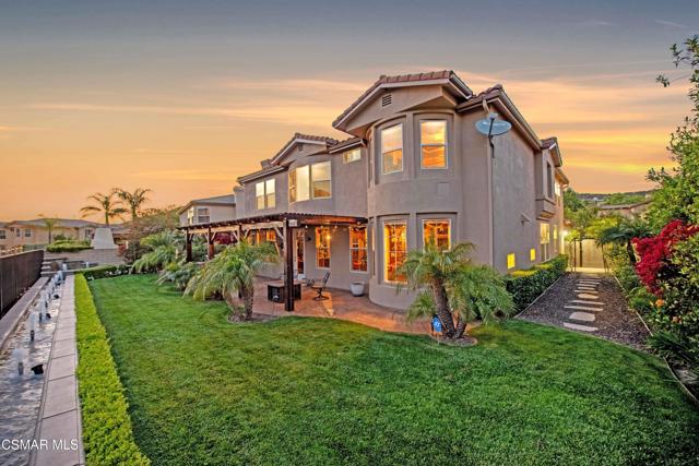 3194 Sunset Hills Boulevard, Thousand Oaks CA: https://media.crmls.org/mediaz/8413ba35-fbc9-41d7-a2f8-185f2d15511c.jpg