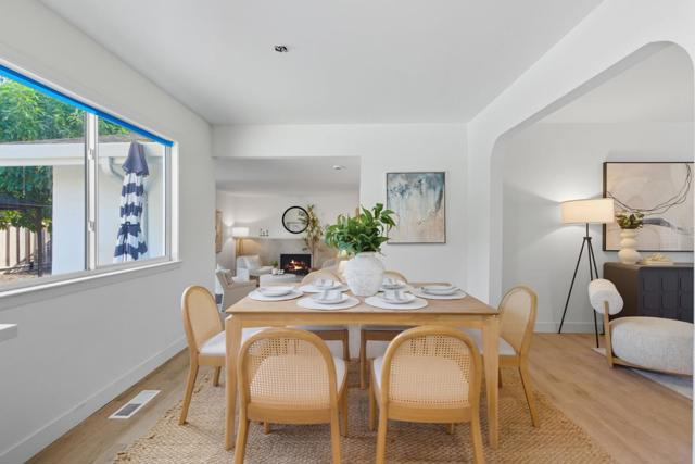 1640 Amhurst Way, Concord CA: https://media.crmls.org/mediaz/8414c6dc-7608-4fbc-acd1-587d36dcb397.jpg