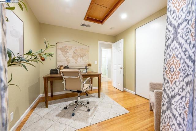 Image 36 of 56 For 4732 Loretta Way