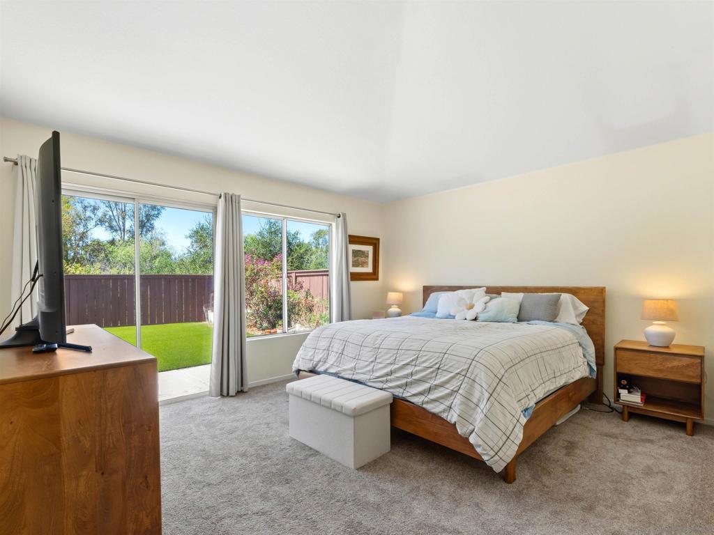 12420 Whispering Tree Ln - photo 14