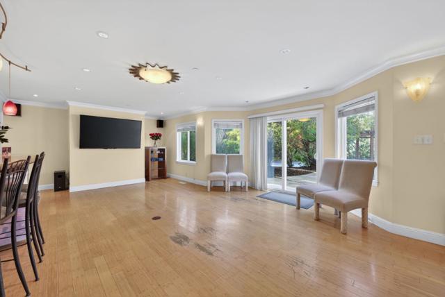 746 Jacaranda Circle, Hillsborough CA: https://media.crmls.org/mediaz/8416a890-da35-438f-8bfc-0c053cd19ee9.jpg