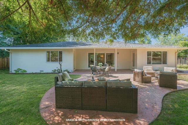 1635 Morton Avenue, Los Altos CA: https://media.crmls.org/mediaz/841730aa-9fdd-49d0-88f2-30c3b3d9a427.jpg