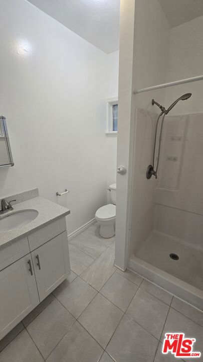 116 S Alexandria Avenue, Los Angeles CA: https://media.crmls.org/mediaz/841945de-281f-41f2-82ef-15414af3a76d.jpg