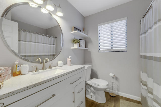 45587 Indian River Rd Road, Indio CA: https://media.crmls.org/mediaz/841946b8-a6c7-4d7f-b216-b19cca64ba68.jpg