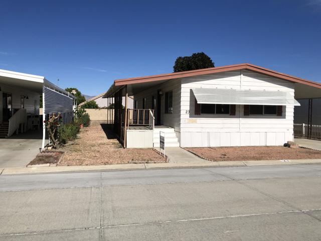 46618 Madison Street, Indio CA: https://media.crmls.org/mediaz/841978d0-db65-4840-98de-4d3cb0d8e1b8.jpg