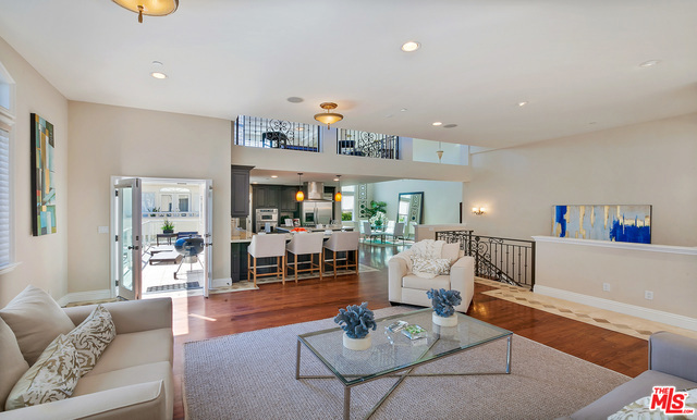 814 ESPLANADE, Redondo Beach, California 90277, 3 Bedrooms Bedrooms, ,3 BathroomsBathrooms,Residential,Sold,ESPLANADE,17205676