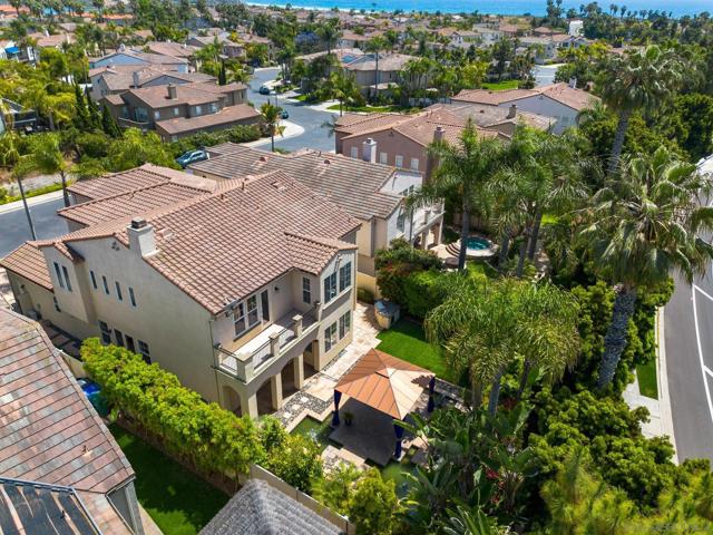 616 Marlin Ln, Carlsbad CA: https://media.crmls.org/mediaz/841b2293-8727-4f8e-9f0e-42123c12961a.jpg