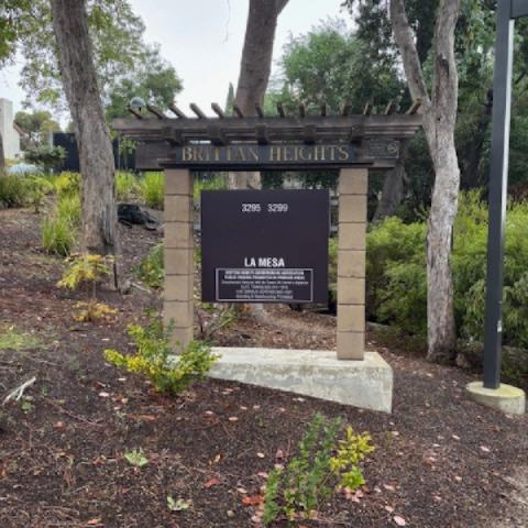 3295 La Mesa Drive, San Carlos CA: https://media.crmls.org/mediaz/841e9af6-3818-4fc3-ae44-cd3db984bbba.jpg