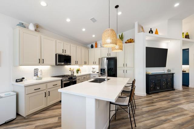 Image 11 of 39 For 45137 Big Canyon Street