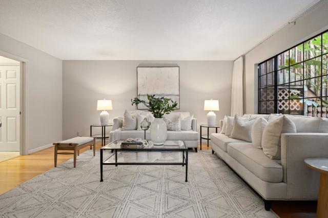 2851 San Juan Boulevard, Belmont CA: https://media.crmls.org/mediaz/841fbb28-ba59-433c-87a8-17c4b3908deb.jpg