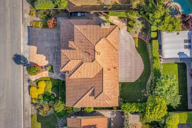 18425 Del Monte Avenue, Morgan Hill CA: https://media.crmls.org/mediaz/841fbd1d-186a-4e58-9e59-2bbb5861969b.jpg