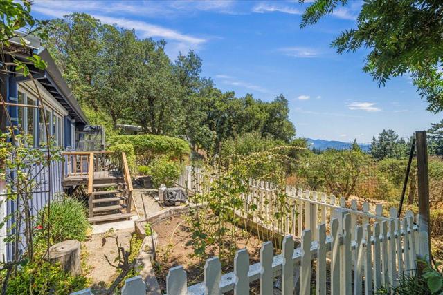 22196 Summit Road, Los Gatos CA: https://media.crmls.org/mediaz/841ff961-09a4-424b-8c18-22fd1e6bd359.jpg