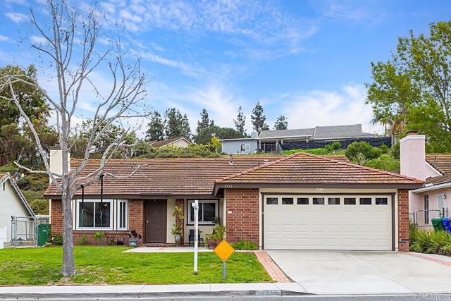 Detail Gallery Image 1 of 1 For 4915 Meadowbrook Dr, Oceanside,  CA 92056 - 3 Beds | 2 Baths