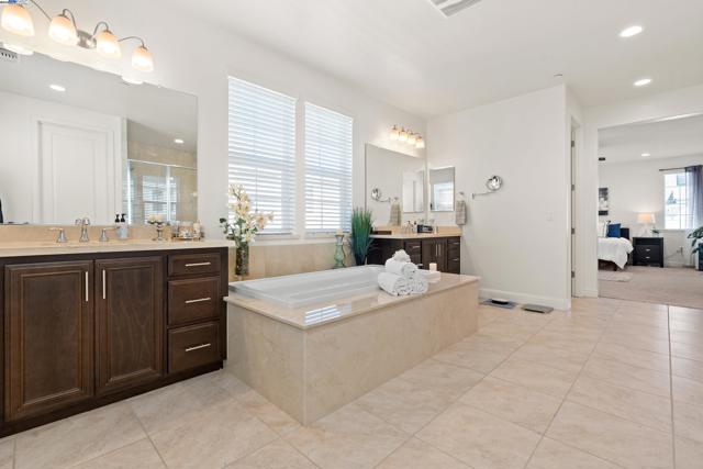 4440 Pine Mountain Way, Dublin CA: https://media.crmls.org/mediaz/8420bbce-ce22-4284-ab16-beb6f1b23432.jpg