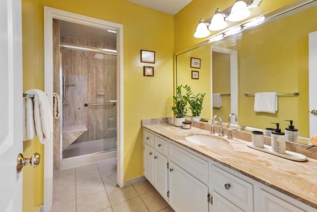 574 Sand Hill Circle, Menlo Park CA: https://media.crmls.org/mediaz/8420d211-5b43-453c-8440-5521dcdef478.jpg