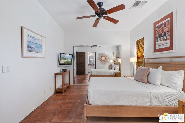 2684 Anza Trail, Palm Springs CA: https://media.crmls.org/mediaz/8420e06c-9198-4d9f-a127-887789e7eedf.jpg