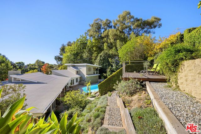 Drew Fenton | 11215 W Sunset Boulevard Los Angeles CA | MLS: 7520415 Drew Fenton | 11215 W Sunset Boulevard Los Angeles CA | MLS: 7520415