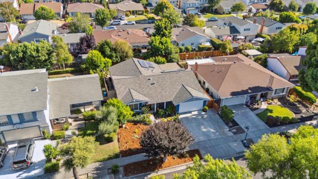 280 Esteban Way, San Jose CA: https://media.crmls.org/mediaz/842219b4-4bfa-40e3-8aba-c9c86a9c3ef9.jpg