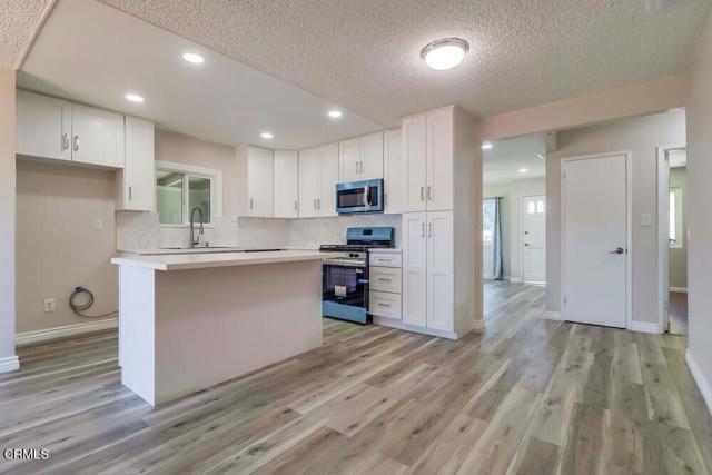 Detail Gallery Image 12 of 45 For 3630 River Ave, Long Beach,  CA 90810 - 3 Beds | 2 Baths