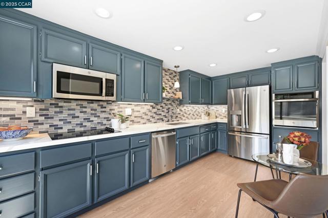 1458 Stanley Dollar Dr., Walnut Creek CA: https://media.crmls.org/mediaz/84222ce6-dc1b-4441-bbfc-cf687d597495.jpg
