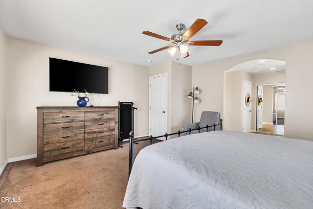 17717 Bangor Avenue, Hesperia CA: https://media.crmls.org/mediaz/8422ccc9-2d04-4f96-b1cb-041a116b9971.jpg