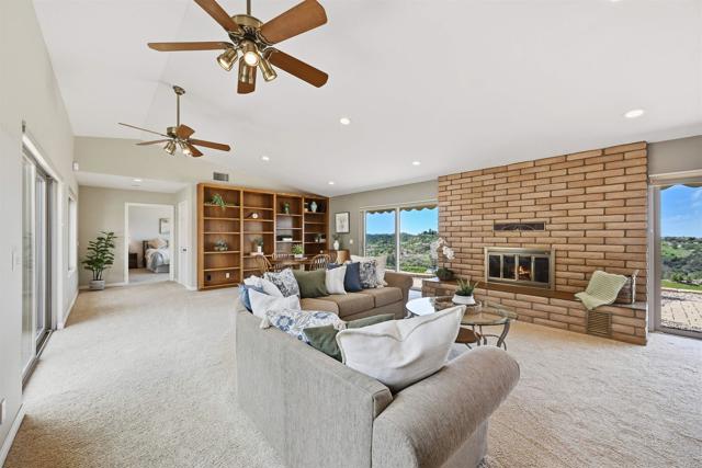 Detail Gallery Image 12 of 53 For 13065 via Suena, Valley Center,  CA 92082 - 3 Beds | 2/1 Baths