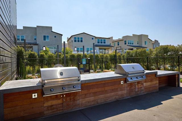 Detail Gallery Image 7 of 33 For 10509 Coupland Way, –,  CA 92126 - 2 Beds | 2/1 Baths