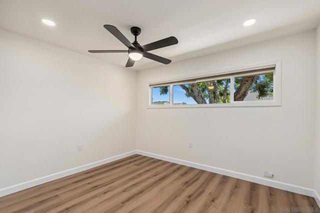 4440 42 Clairemont Dr, San Diego CA: https://media.crmls.org/mediaz/84242ad1-fff1-45de-bf47-9d3042007be0.jpg